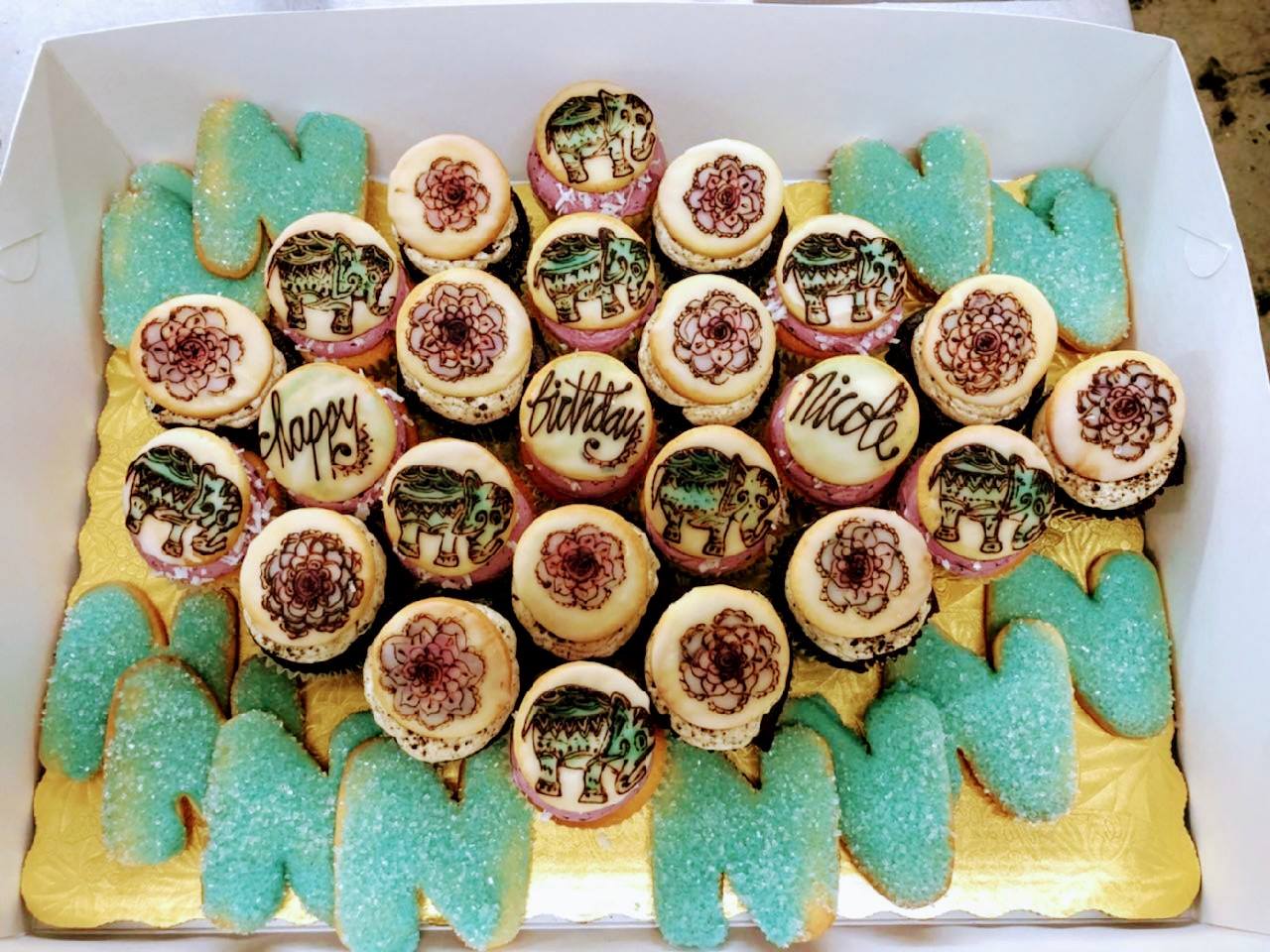 Custom Decorated Cupcakes